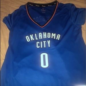 OKC Thunder T Shirt, Size Large